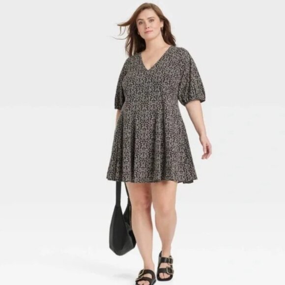 Universal Thread Black White Floral Mini Above Knee Elbow Sleeve Dress NWT 1X - Picture 3 of 3